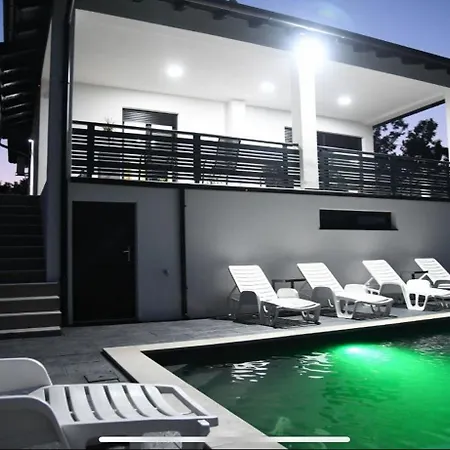 Villa Lxn